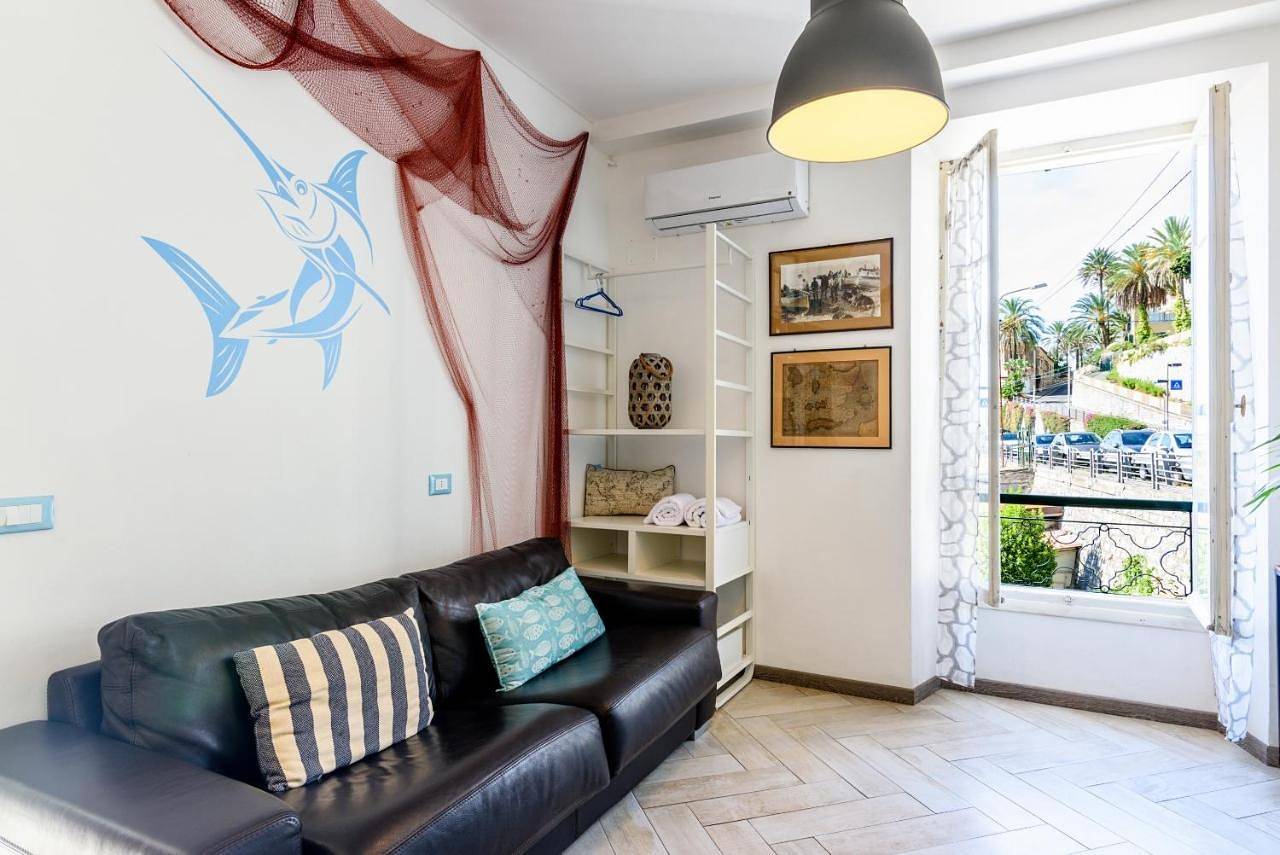 New Fishermans House Seaside, Air conditioning & Wi-Fi in Bordighera, Riviera di Ponente