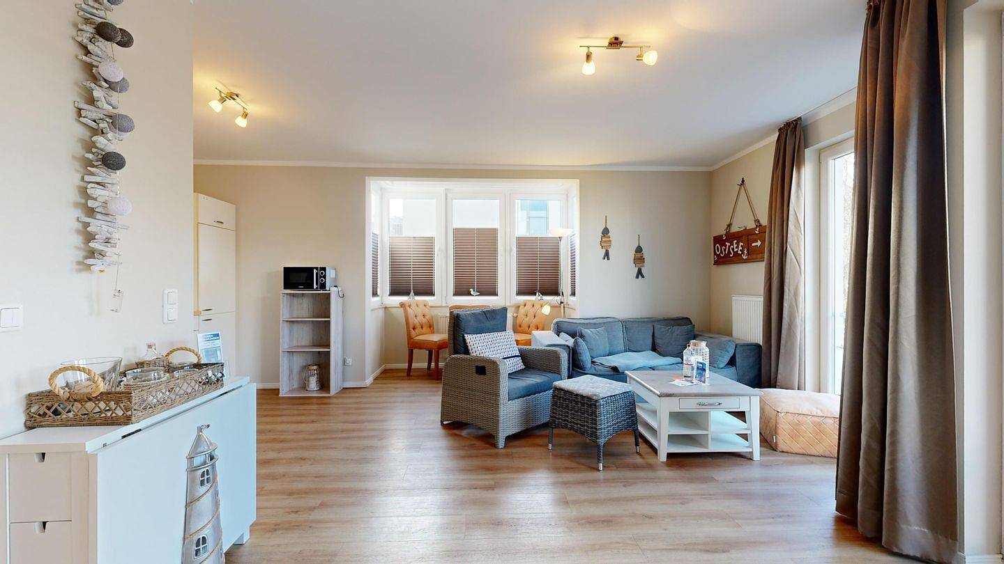 Ganze Wohnung, Komfortables Apartment mit Balkon, Wellness und Strandnähe im Ostseebad Binz. in Ostseebad Binz, Binz