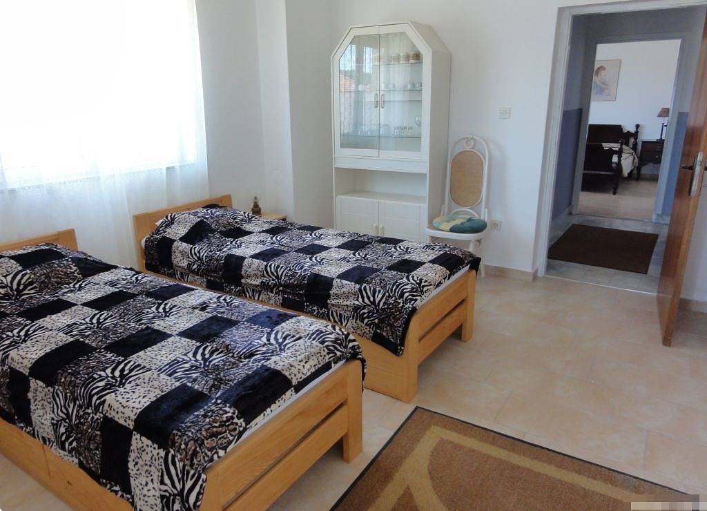 Ganze Wohnung, Ferienwohnung in Kukljica mit Meerblick, Terrasse, Klimaanlage, W-Lan (4567-2) in Kukljica, Uglijan