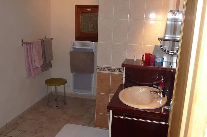 Gîte pour 2 personnes, avec balcon ainsi que jardin et piscine, animaux acceptés à Rieux-Volvestre - 3