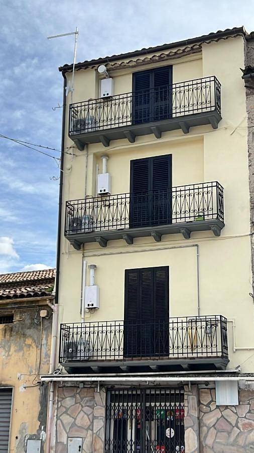 Location de vacances pour 2 personnes, avec balcon et vue à Cosenza - 2