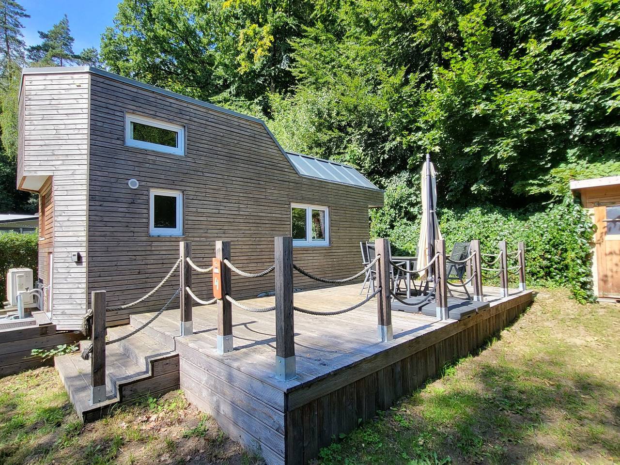 Gemütliche Wohnung mit Parkplatz und Terrasse in Strandnähe in Stuer, Plauer See