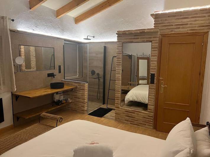 Casa rural para 12 personas, con Jacuzzi y Terraza además de Jardín y Sauna en Fortuna - 2