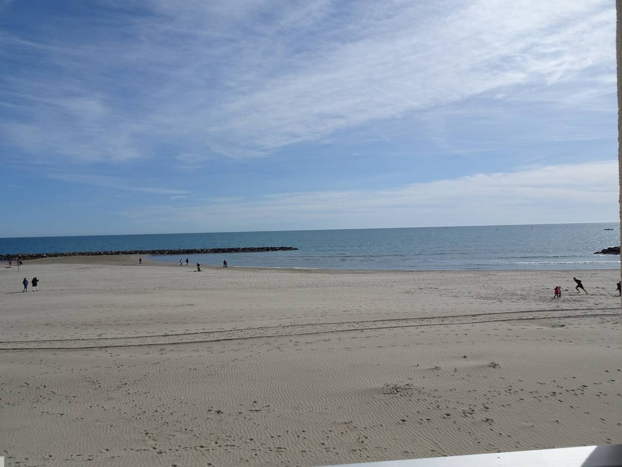 Apartamento entero, Apartamento en Primera Línea de Playa con Terraza, Parking y Vistas al Mar in Carnon-Plage, Mauguio