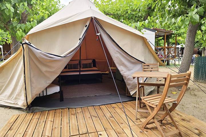 Casa rural para 3 personas, con piscina y jardín - 1