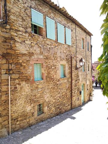 Gîte pour 6 personnes dans Peratallada