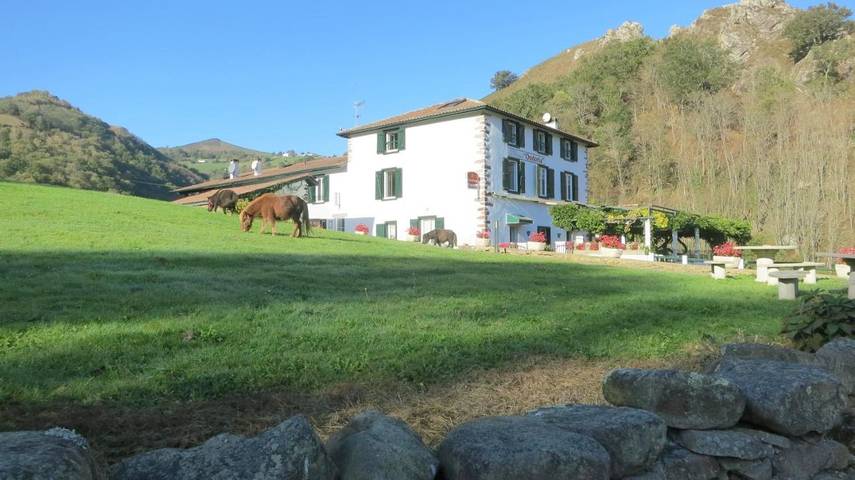 Gîte pour 2 personnes, avec jardin et vue à Itxassou - 4