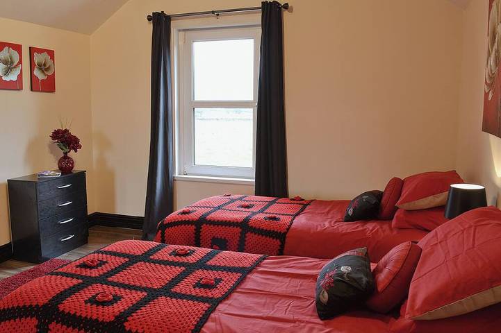 3 Schlafzimmer Unterkunft in Kidwelly in Carmarthenshire