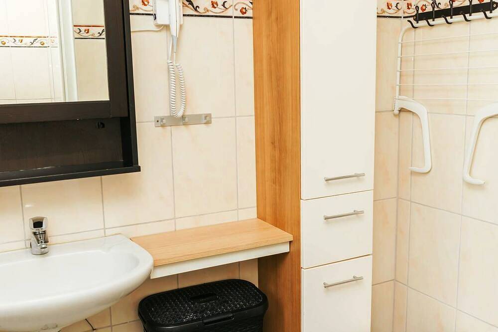 Charmantes Ferienhaus in Ouddorp aan Zee, Südholland (max. 6 Personen) in Ouddorp, Goeree-Overflakkee