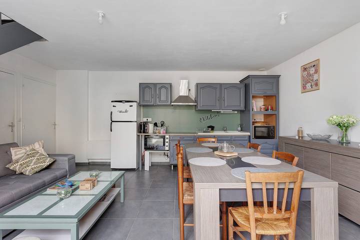 Air-conditioned “La Grange” House with Private Terrace, Wi-Fi, and AC in Azay-le-Rideau, Loire Valley