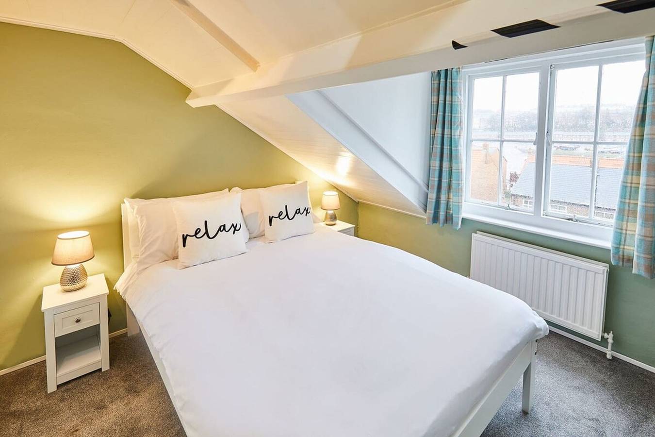 Host Stay Harbour Mist Cottage in Whitby, North York Moors National Park