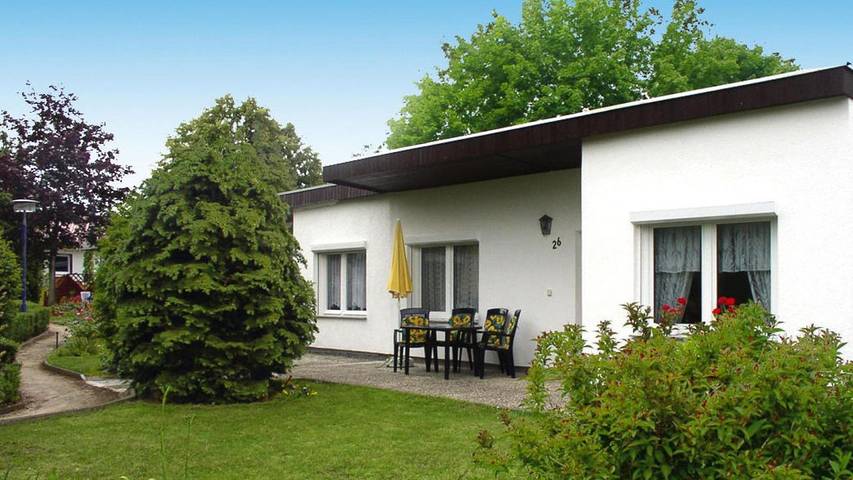 Bungalow für 3 Personen, mit Terrasse, mit Haustier in Röbel-Müritz