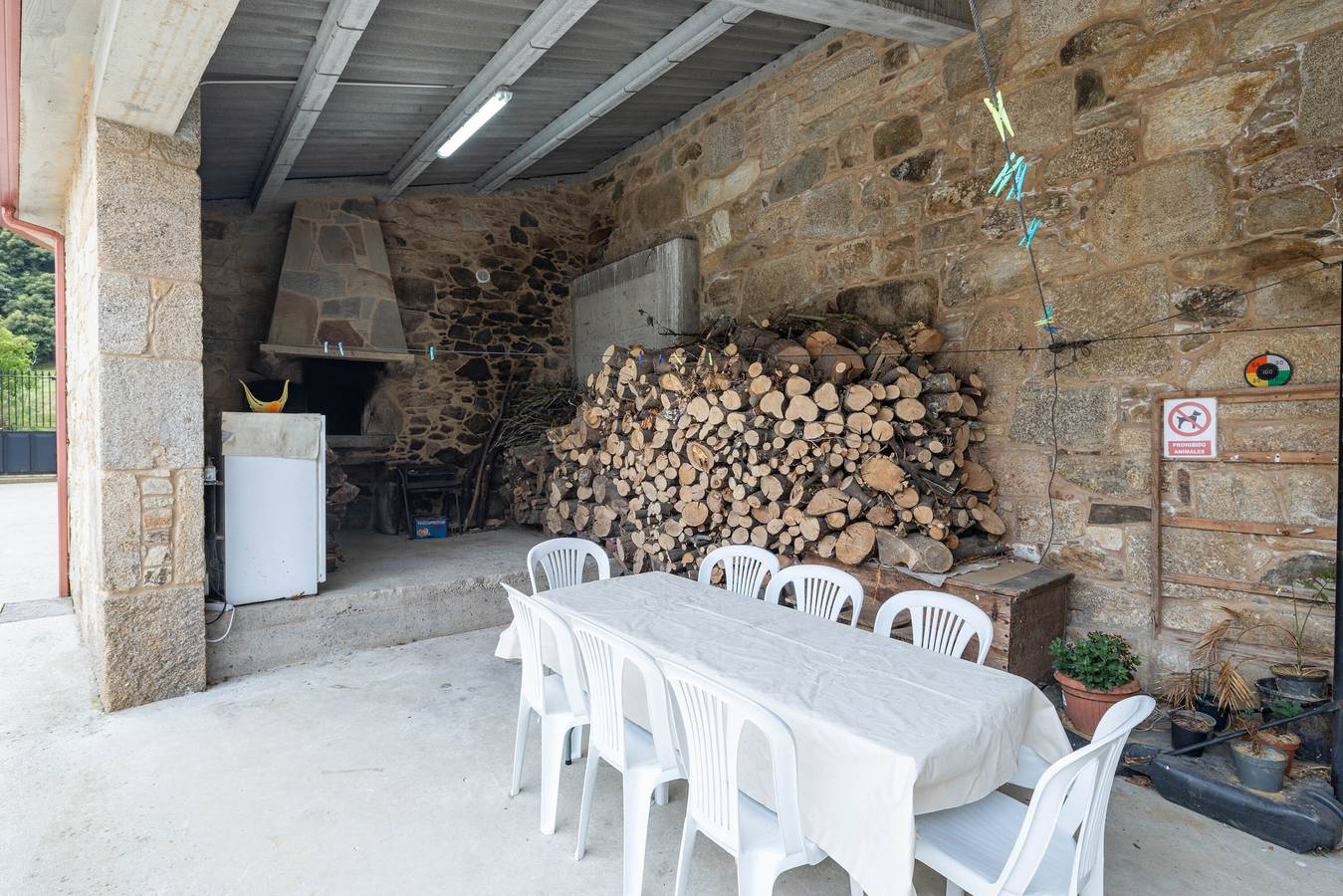 Maison de campagne 'Arijón' avec vue sur la mer, piscine privée et Wi-Fi in Arteixo, Costa da Morte