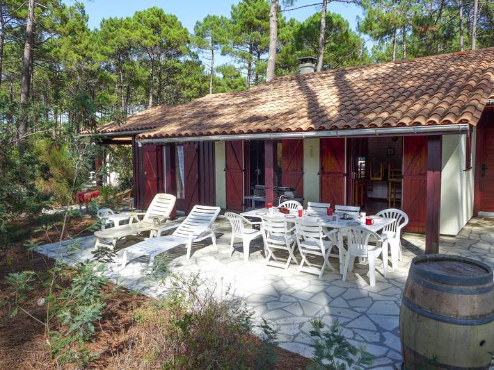 Ferienhaus für 8 Personen, mit Terrasse und Garten - 1