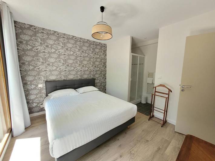 Appartement de vacances pour 6 personnes, avec Balcon et Terrasse ainsi que Jardin et Piscine à Rocamadour