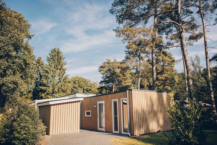 Landgoed Het Grote Zand — Boterbloem Wellness Chalet | 4 Personen in Hooghalen, Drenthe