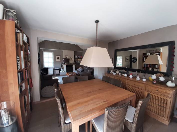 Location de vacances pour 8 personnes, avec jardin et vue ainsi que vue sur l’océan et balcon, adapté aux familles dans Plage Tresmeur - 4