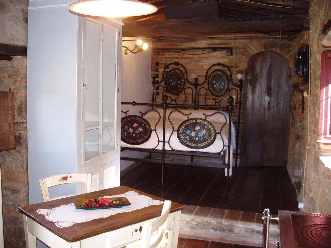 Ganze Ferienwohnung, Landgut "Il Molino" mit Terrasse und Garten in Poppi, Casentino