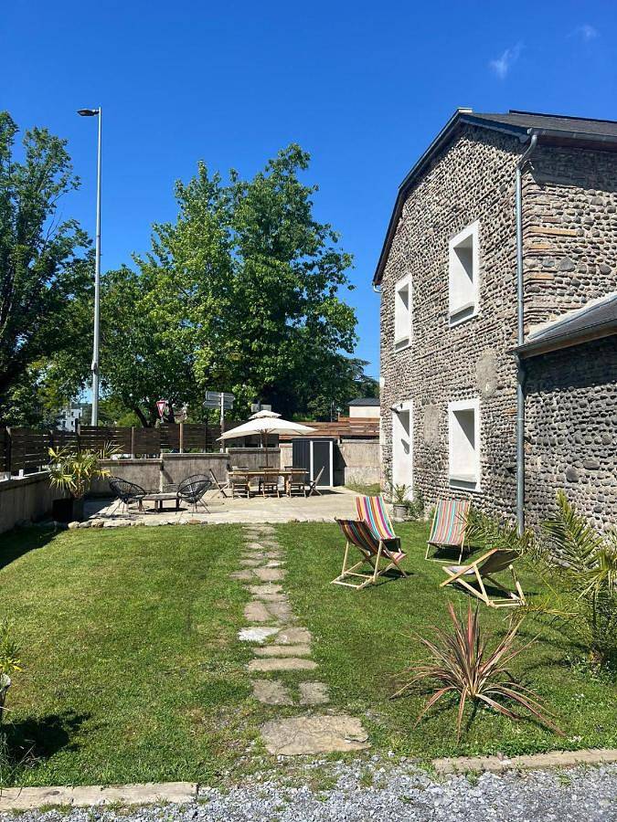 Location de vacances pour 10 personnes, avec jardin à Billère - 2