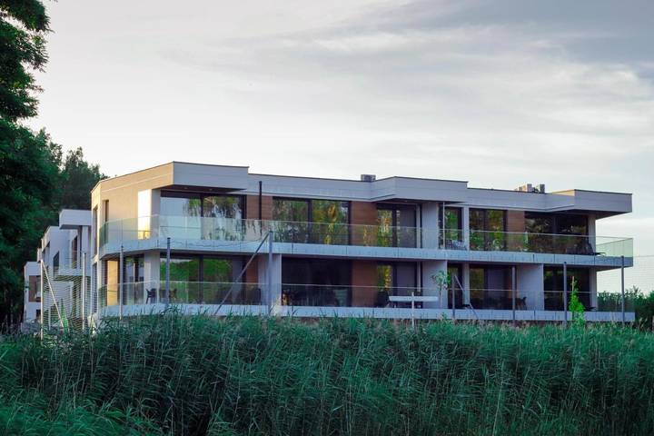 Ferienwohnung für 3 Personen, mit Ausblick und Seeblick sowie Terrasse - 1