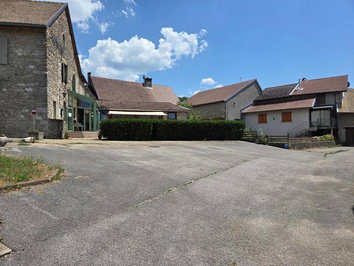 Hôtel pour 2 personnes, avec terrasse dans Arandas - 2