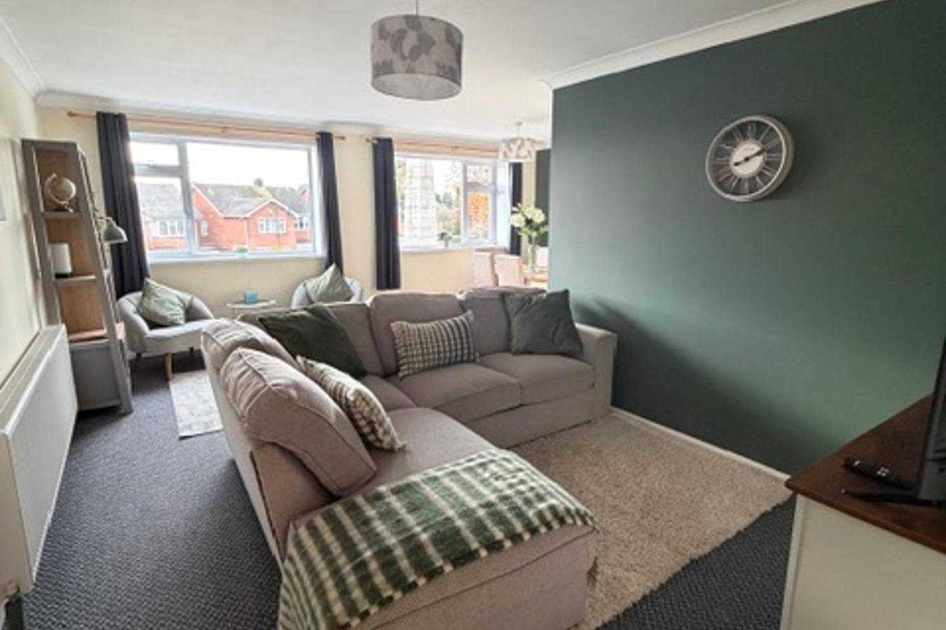 Entire holiday apartment, Meriden Apartment Retreat - Sleeps 7 - Near Nec in Meriden, Solihull