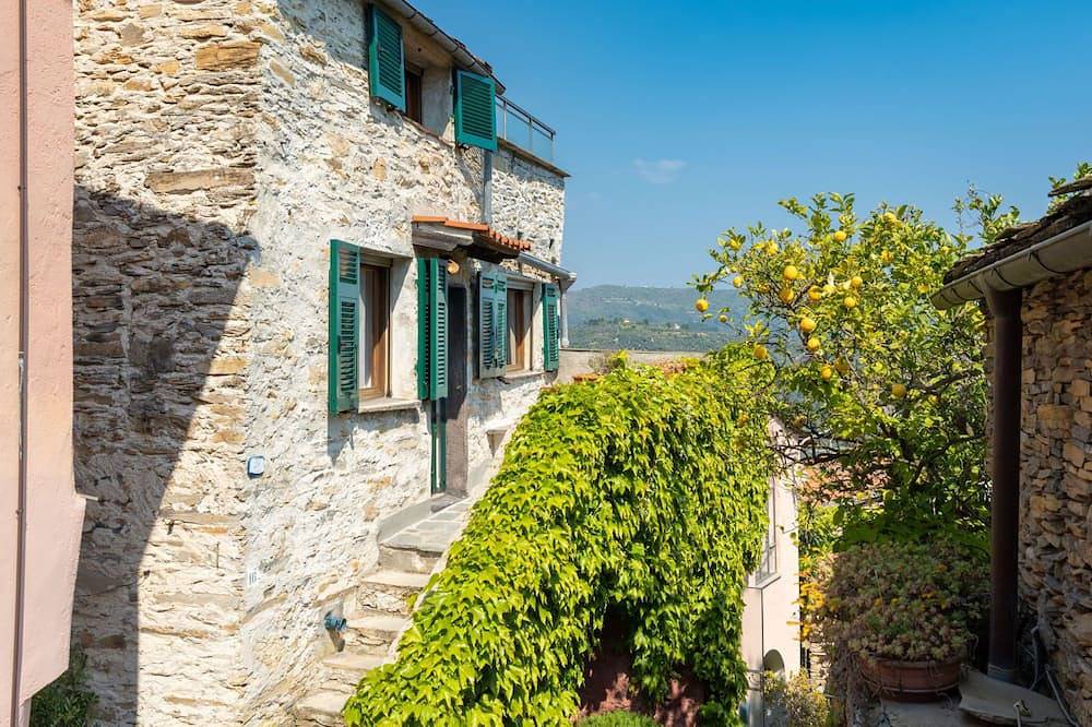 Bella Vista in Bellissimi (Dolcedo), Comune di Dolcedo
