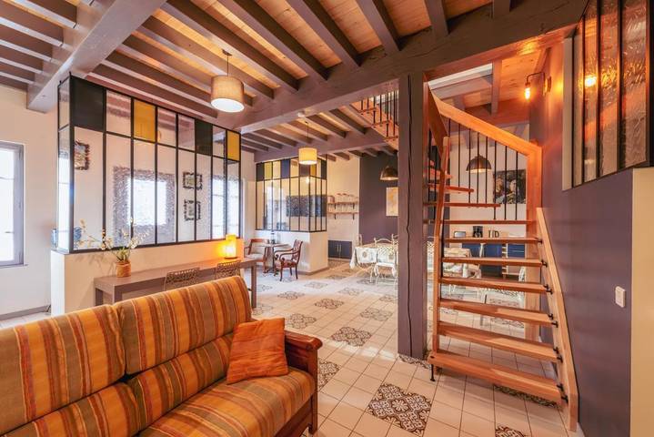 Location de vacances pour 9 personnes, avec jardin dans Office de Tourisme du Pays de Figeac