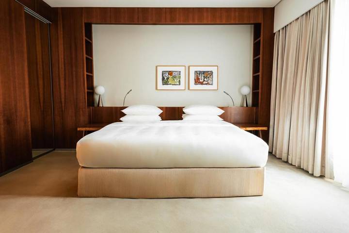 Hotel für 2 Personen, mit Sauna und Whirlpool sowie Pool und Terrasse in Berliner Mauer - 4