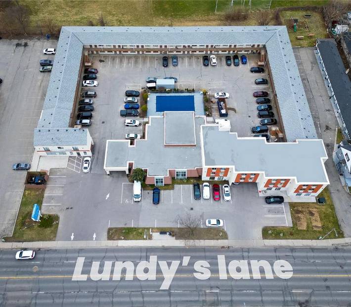 Hotel voor 3 personen, met zwembad en tuin - 1