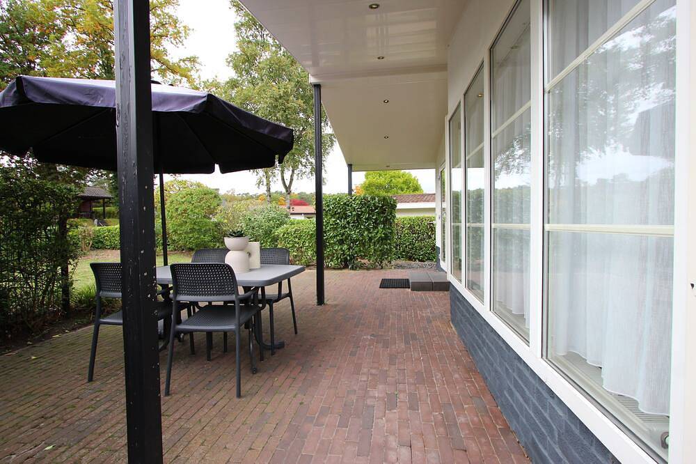 Chalet mit 2 Schlafzimmern und Terrasse in Brunssum, Parkstad Limburg