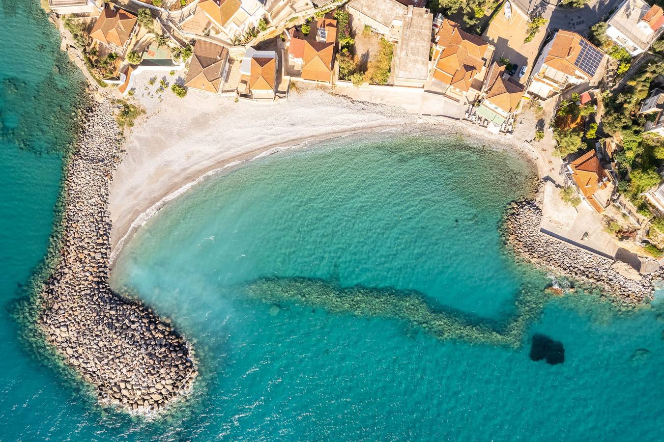 Entire apartment, Palaiochora Retreat - Sea Sunset Rooftop in Avia (Greece), Messenia region
