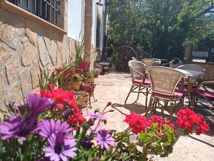 Casa rural para 12 personas, con jardín y vistas, Se admiten mascotas en Segura de la Sierra - 4