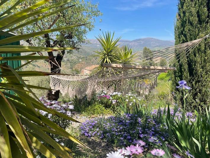 Casa rural para 6 personas, con Balcón y Jacuzzi además de Terraza y Jardín en Comares - 2