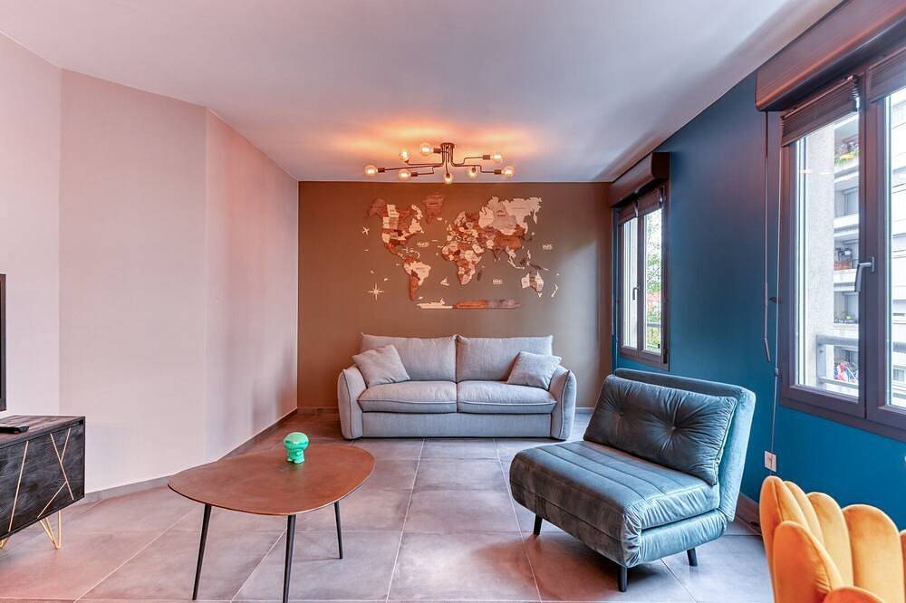 Entire apartment, Guestready - Lovely Getaway near Lyon with parking in Villeurbanne, Lyon region