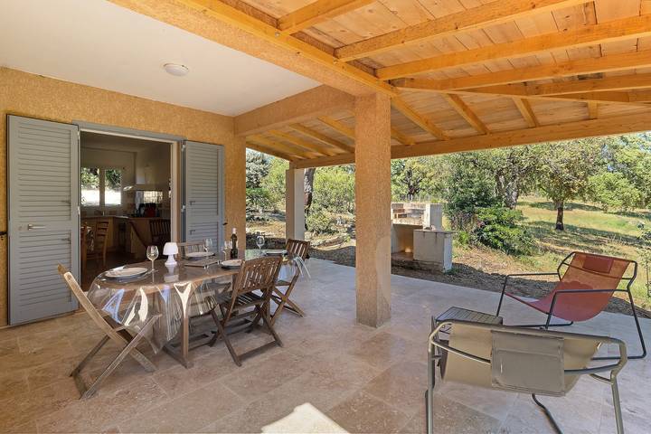 Haus mit Terrasse, Garten & Grill – Strände von Porto Pollo in 10 Min – Limbarto in Serra-di-Ferro, Ajaccio und Umgebung