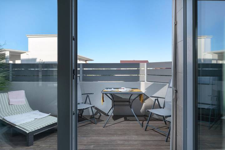 Villa pour 8 personnes, avec Terrasse et Jardin ainsi que Piscine et Vue dans Vir - 4