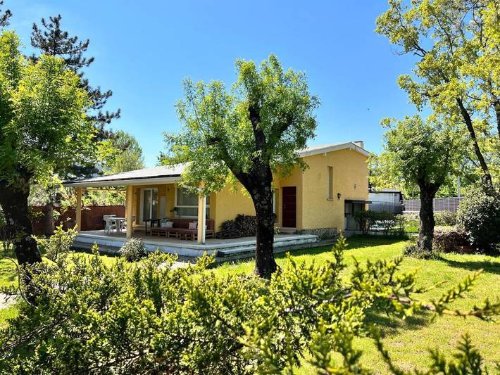 Apartamento para 10 personas, con Balcón y Terraza además de Jardín y Piscina en Moralzarzal