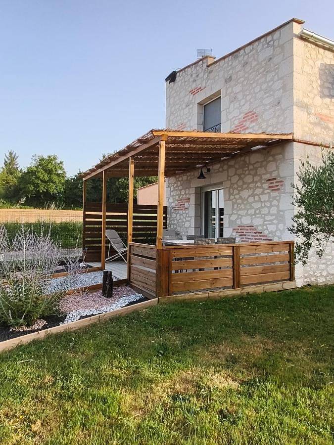 Location de vacances pour 2 personnes, avec Terrasse et Vue à Moncaut - 2