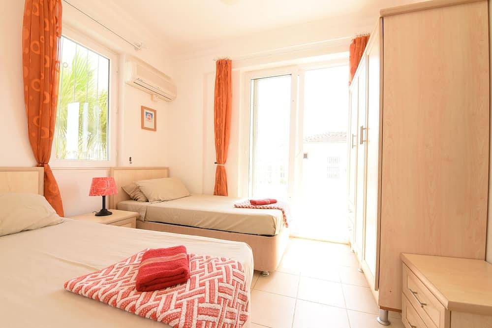 Stunning Detached 3 Bedroomed Villa With Private Pool, Spacious Garden & Permit in Fethiye, Muğla Province