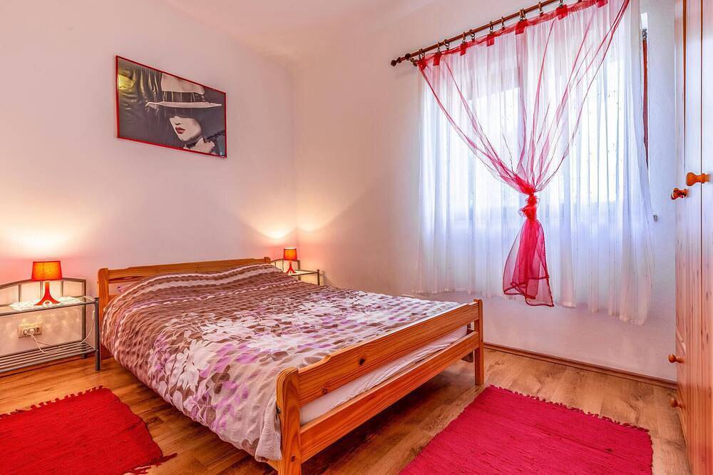 Ganze Wohnung, Traumhaftes Apartment in Pula mit Swimmingpool in Pula-Medulin, Pula