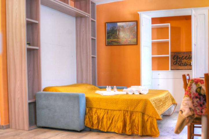 Gîte pour 12 personnes, avec vue et jardin dans Serina