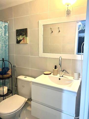 Gîte pour 2 personnes, avec balcon, animaux acceptés dans Eglise Saint Francois De Paule