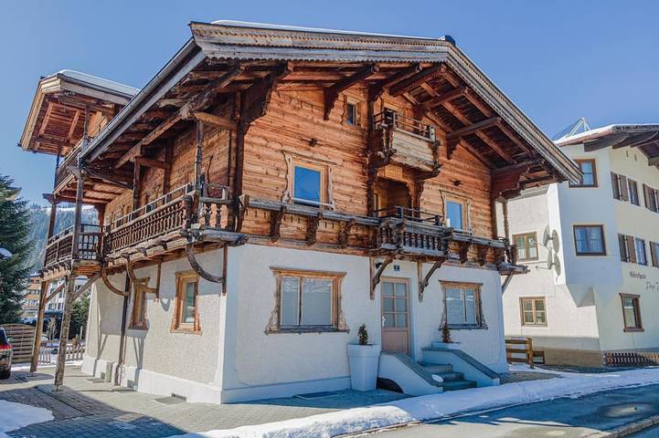 Chalet für 21 Personen, mit Sauna und Garten sowie Terrasse in Kirchberg in Tirol