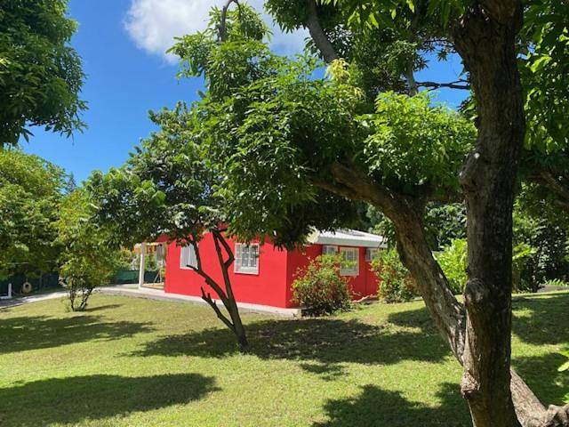 Location de vacances pour 6 personnes, avec jardin dans Plage de Grande Anse - 3