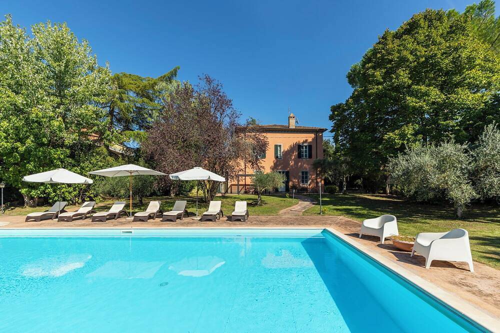 Frescoed 19-century Villa. Family gatherings. Air conditioning in Bettona, Provincia de Perugia