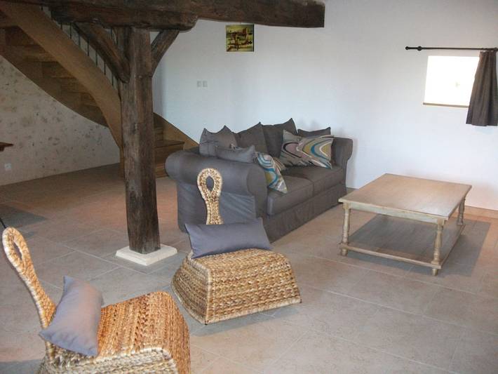 Gîte pour 6 personnes, avec piscine ainsi que jardin et terrasse dans Berry (France) - 3