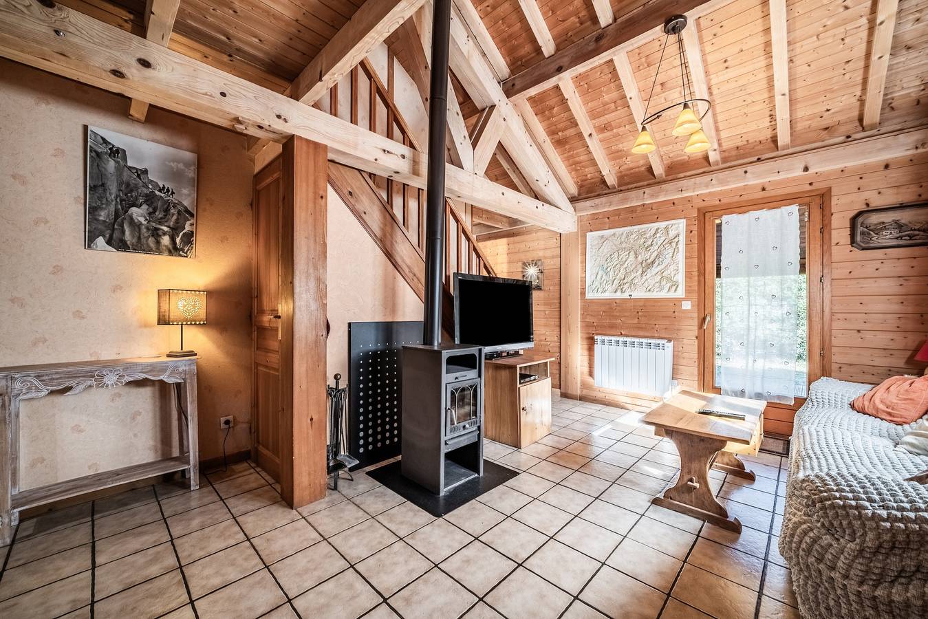 Chalet « 7p Confort - Le Refuge » avec vue montagne, terrasse privée et Wi-Fi in Verchaix, Région de Bonneville