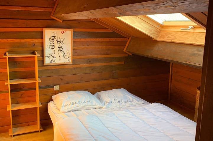 Vero chalet in legno per 8 persone nel centro di Font Romeu in Font-Romeu-Odeillo-Via, Parco naturale regionale dei Pirenei catalani