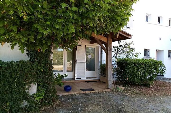 Suite familiale " d'ici et d'ailleurs" 3 étoiles in Saint-Morillon, Région de Bordeaux